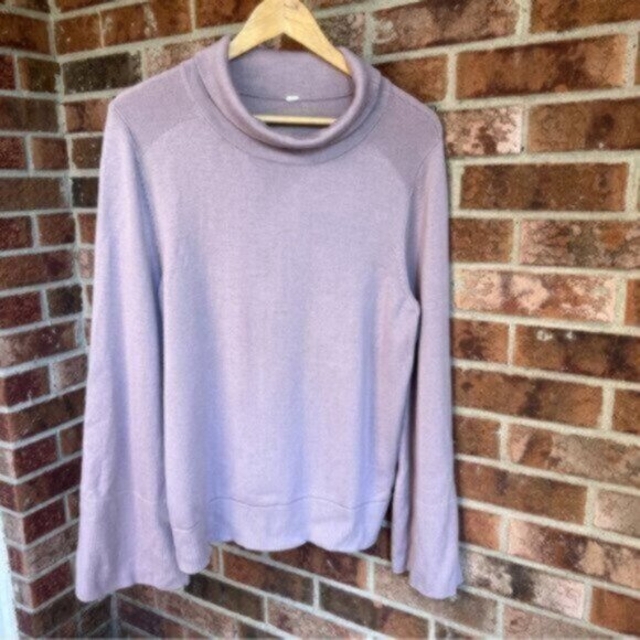 Lululemon ^ merino wool CITY TREK TURTLENECK SWEATER Smoky Blush pullover EUC M - Picture 8 of 14